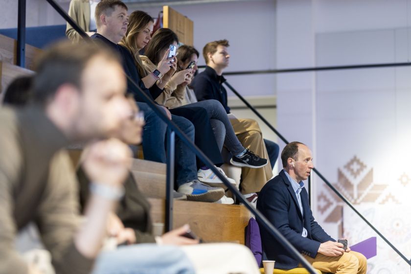 
Artėja technologijų cunamis: atskleistos keturios technologijų tendencijos, kurios pakeis pasaulį                