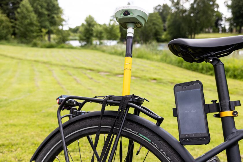 Dviračių ir pėsčiųjų takų kokybės tyrimai išmaniai: „Via Lietuva“ dangos būklę analizuoja nuotoliniu būdu